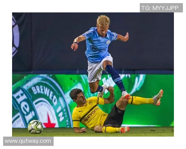 意甲激战：多特蒙德逆转曼城精彩瞬间回顾与十大进球盘点