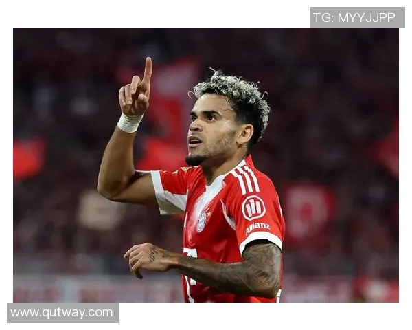 意甲赛场惊现冷门拜仁狂胜曼联五球引发热议分析