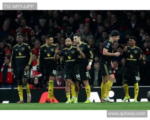 友谊赛曼联与那不勒斯战平补时进球点燃转会传闻热潮 友谊赛曼联与那不勒斯战平补时进球点燃转会传闻热潮