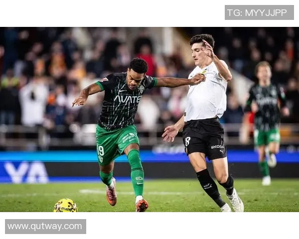 曼联逆袭尤文图斯4-0晋级国王杯历史冷门震撼全场